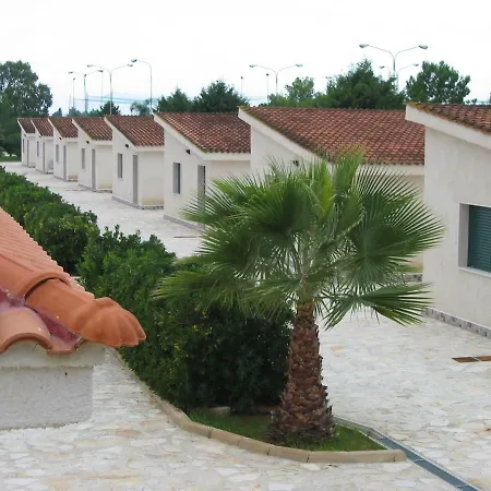 Villaggio Turistico Malibuu 假日公园 3*
