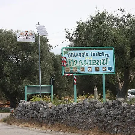 Villaggio Turistico Malibuu 曼杜里亚