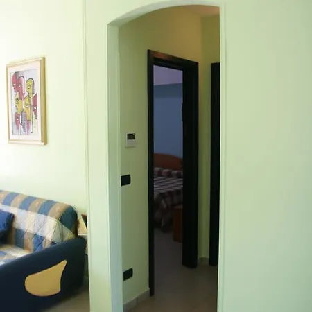 Villaggio Turistico Malibuu 曼杜里亚